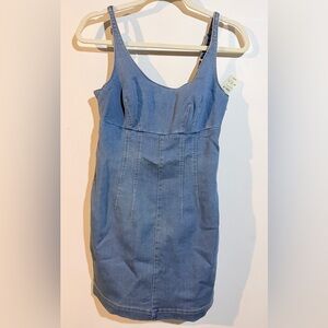 Sleeveless Light Blue Denim Bodycon Dress